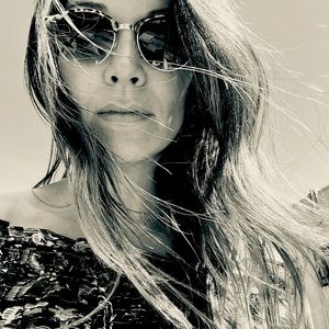 Meet your Posher, Yoko